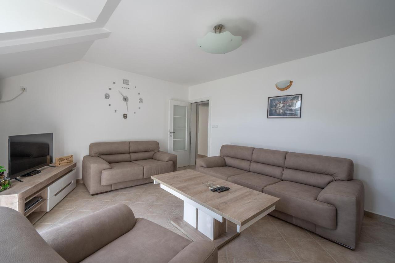 Villa Amfora Lipci Экстерьер фото